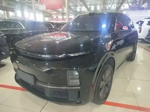Li Auto L7, 2025