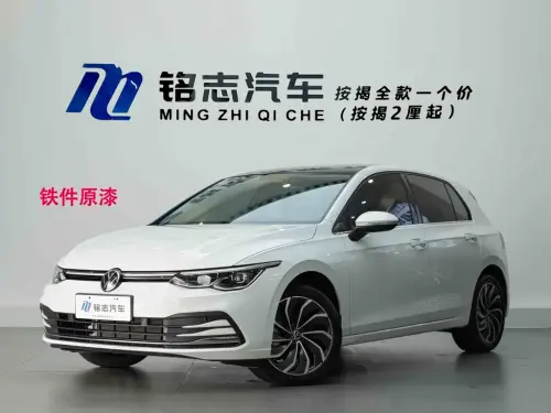 Volkswagen Golf, 2025