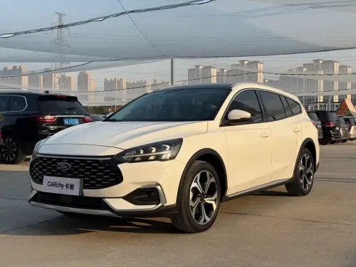Ford Focus, 2022