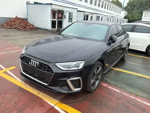 Audi A4, 2021