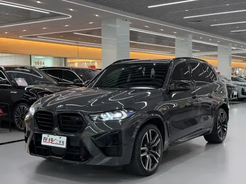 BMW X5M, 2023