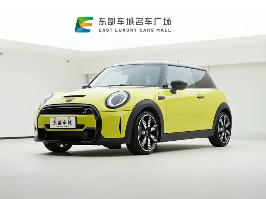 Mini MINI, 2024