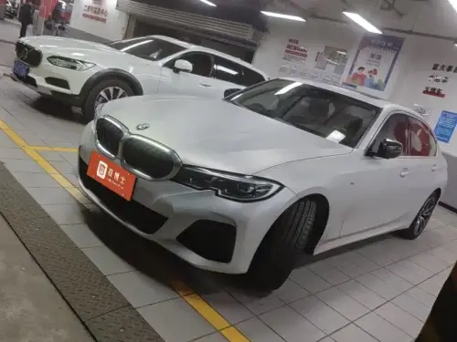 BMW 3-Series, 2021