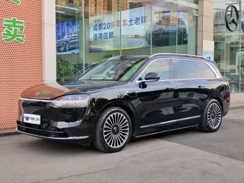 AITO M9, 2025