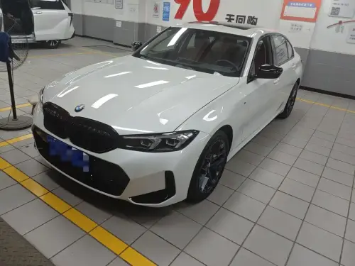 BMW 3-Series, 2025