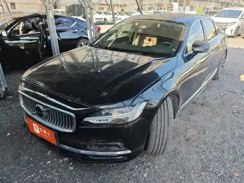 Volvo S90, 2022