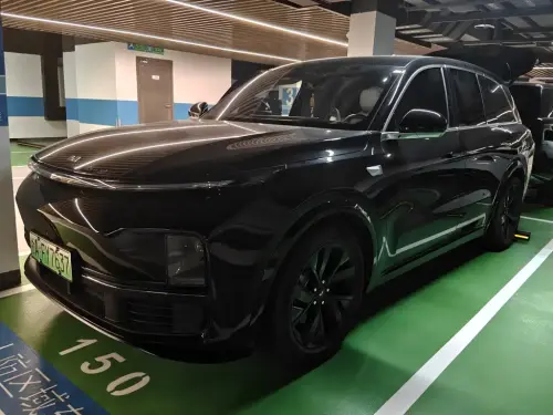 Li Auto L8, 2023