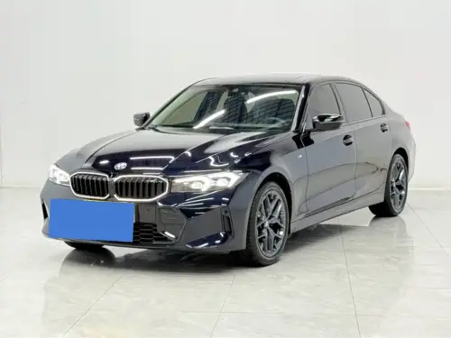 BMW 3-Series, 2025