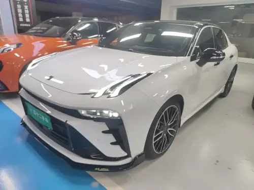 Lynk & Co 03, 2025