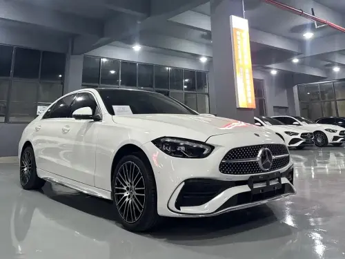 Mercedes-Benz C-Class, 2025