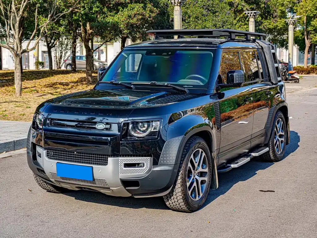 Land Rover Defender, 2022