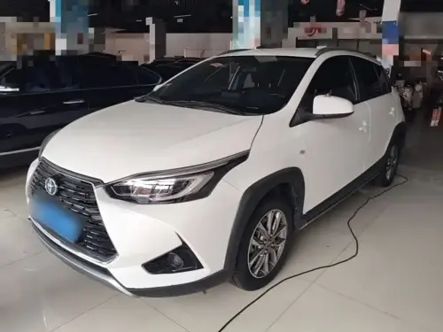 Toyota Yaris L, 2022