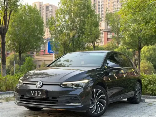 Volkswagen Golf, 2021