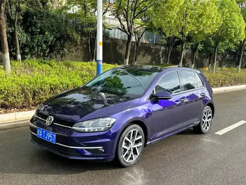 Volkswagen Golf, 2020