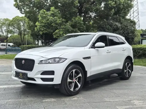 Jaguar F-PACE, 2021