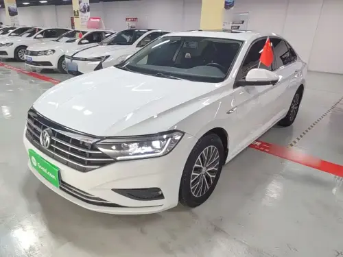 Volkswagen Sagitar, 2020
