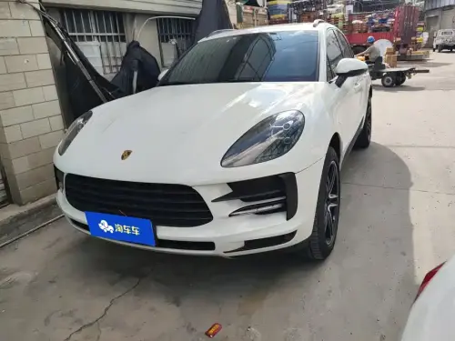 Porsche Macan, 2021