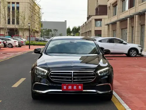 Mercedes-Benz E-Class, 2022