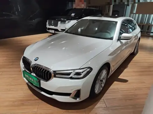 BMW 5-Series, 2021