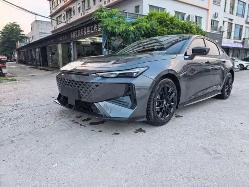 Changan UNI-V, 2024