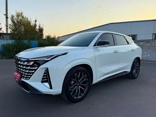 Changan UNI-Z, 2025