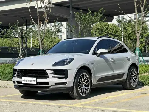 Porsche Macan, 2021