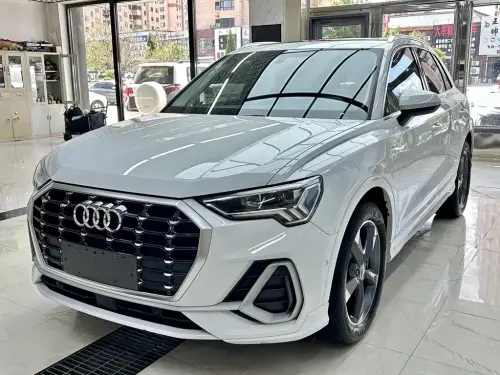 Audi Q3, 2023