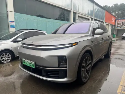 Li Auto L7, 2025