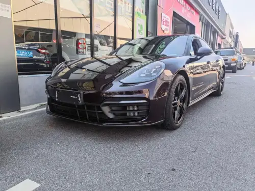 Porsche Panamera, 2022