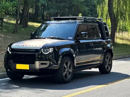 Land Rover Defender, 2025