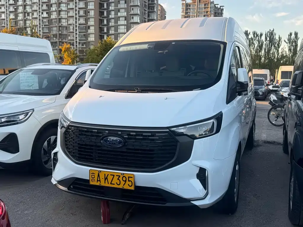 Ford Transit, 2023