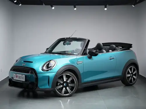 Mini MINI, 2023