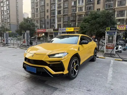 Lamborghini Urus, 2022