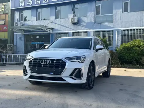 Audi Q3, 2022