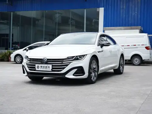 Volkswagen CC, 2025