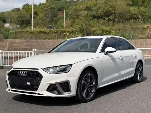 Audi A4, 2021