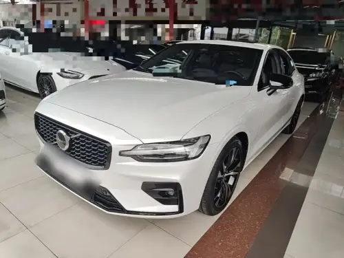 Volvo S60, 2024