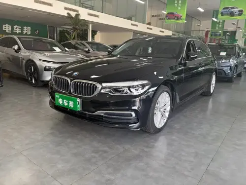 BMW 5-Series, 2020