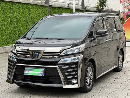 Toyota Vellfire, 2022