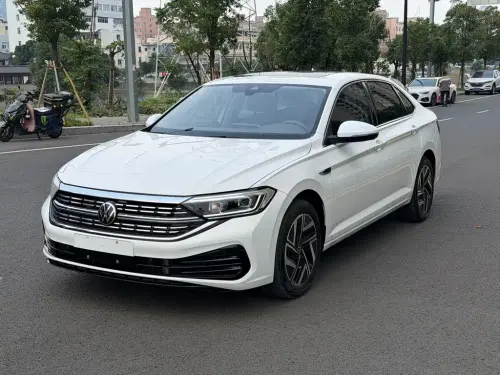 Volkswagen Sagitar, 2023