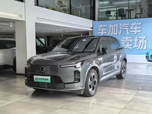 Volvo XC70, 2025