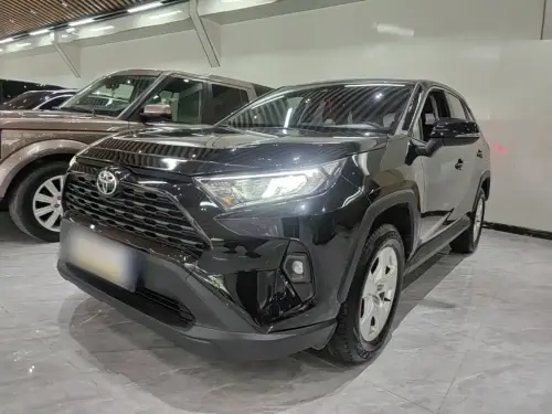 Toyota RAV4, 2025