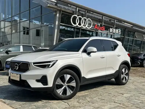 Volvo XC40, 2023