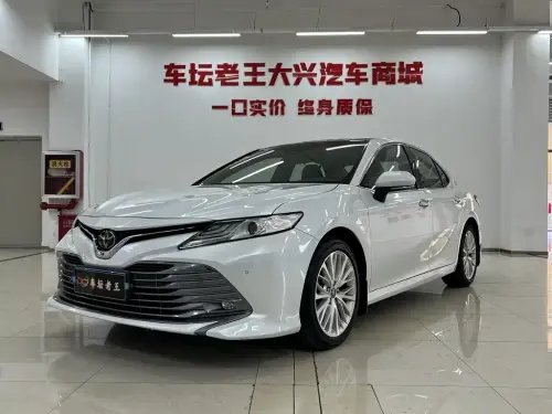 Toyota Camry, 2020