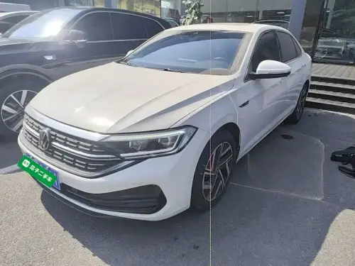 Volkswagen Sagitar, 2022