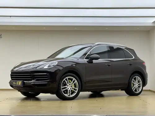 Porsche Cayenne, 2023