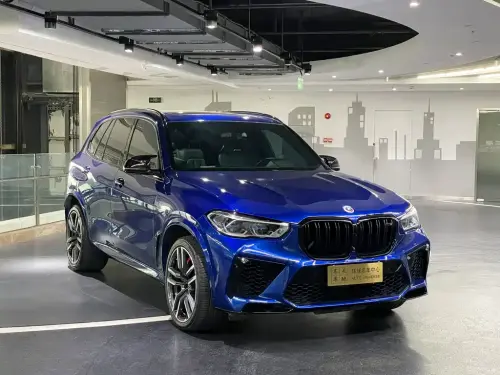 BMW X5M, 2022