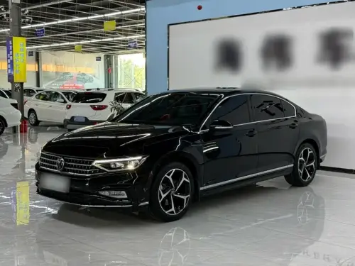 Volkswagen Magotan, 2023