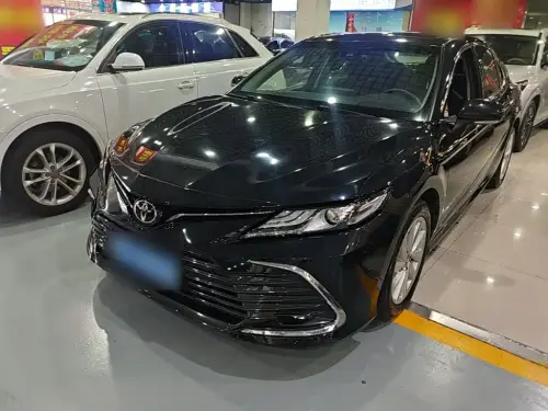 Toyota Camry, 2023