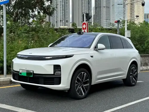 Li Auto L7, 2025